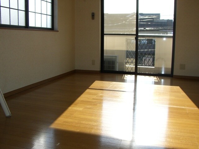 物件内観写真11　(居室)