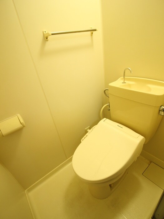 物件内観写真14　(トイレ)