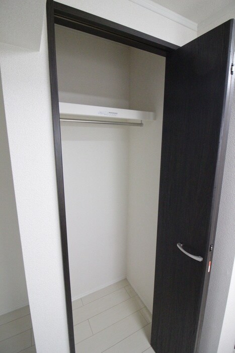 物件内観写真16　(収納)