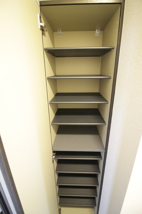 物件内観写真17　(靴箱)