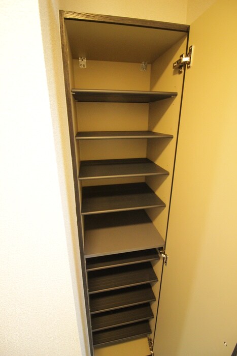 物件内観写真18　(靴箱)