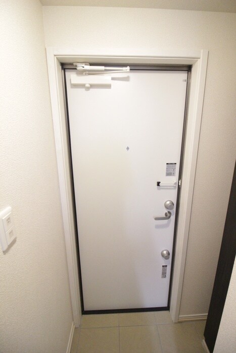 物件内観写真19　(玄関)