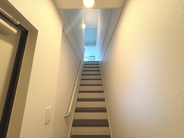 物件内観写真18　(廊下)