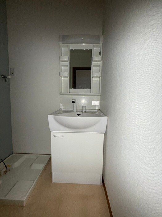 物件内観写真13　(洗面)