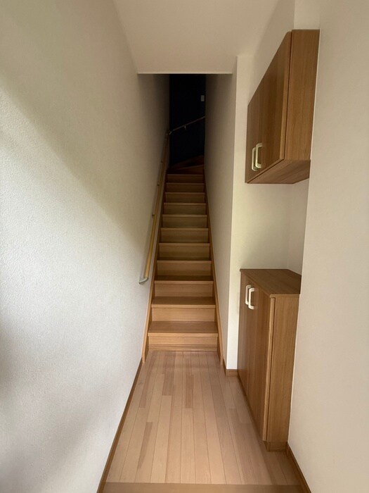 物件内観写真19　(廊下)