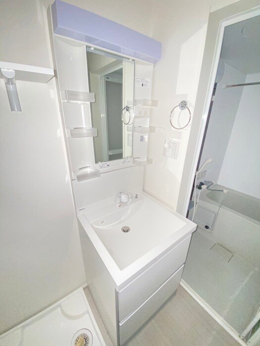 物件内観写真13　(洗面)