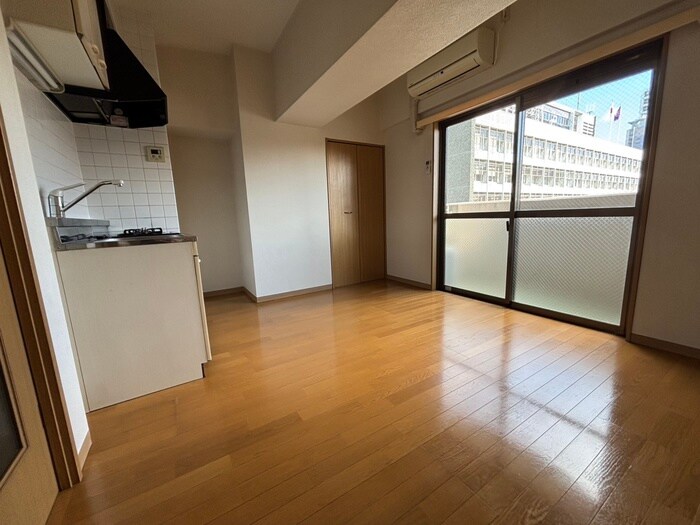 物件内観写真7　(居室)