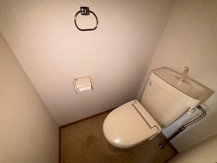 物件内観写真15　(トイレ)