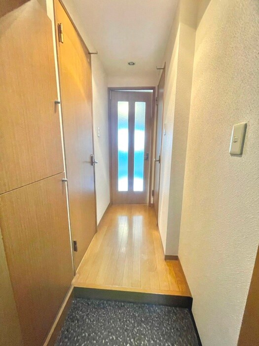 物件内観写真19　(廊下)