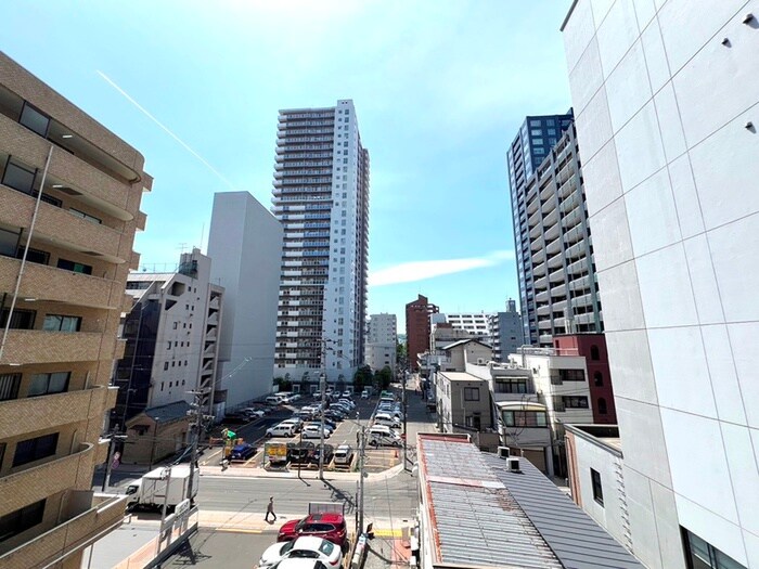 物件内観写真21　(室内からの展望)