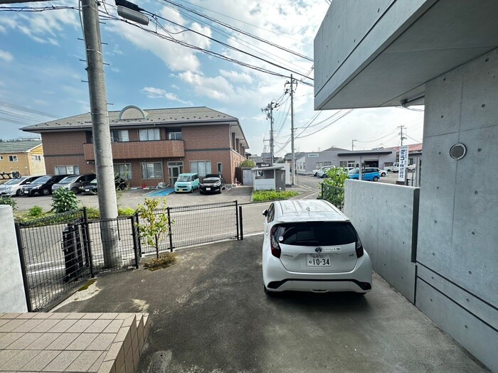 物件内観写真21　(室内からの展望)