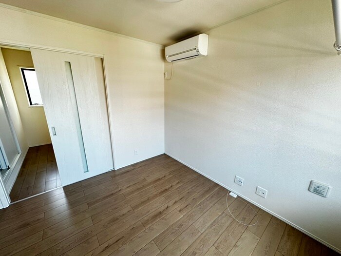 物件内観写真7　(居室)