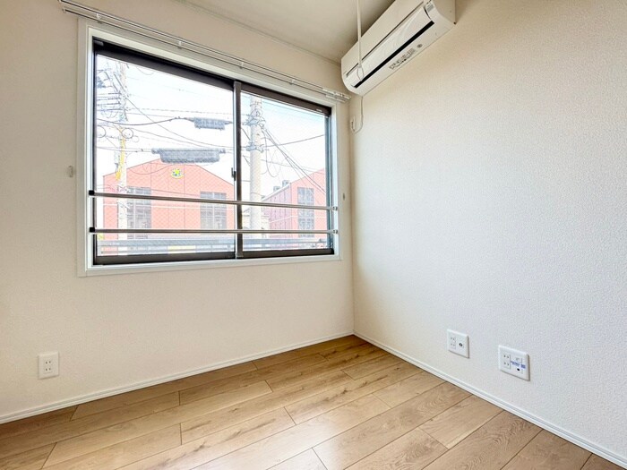 物件内観写真10　(居室)