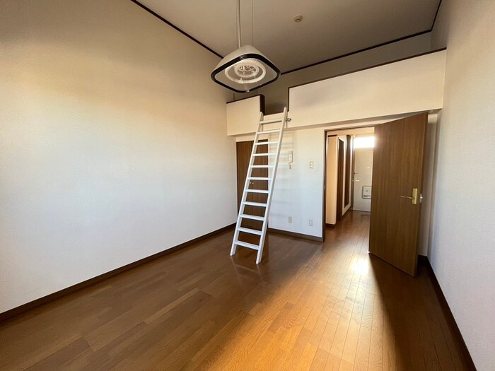 物件内観写真7　(居室)