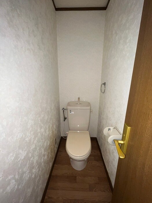 物件内観写真11　(トイレ)