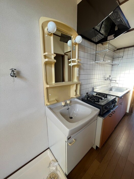 物件内観写真12　(洗面)