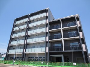 ホープフル日泉外観写真