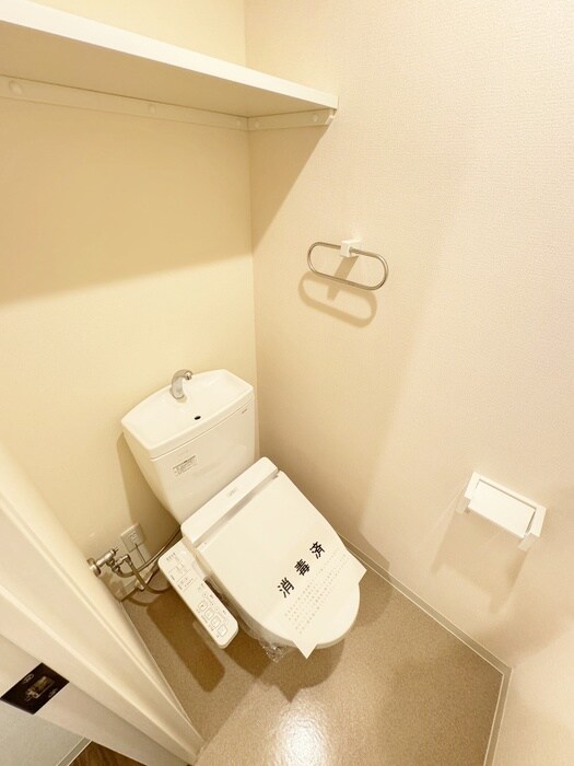 物件内観写真9　(トイレ)