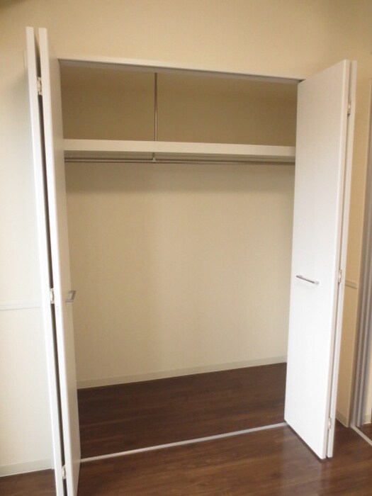 物件内観写真16　(収納)