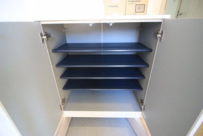 物件内観写真17　(靴箱)