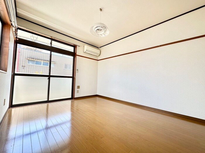 物件内観写真7　(居室)