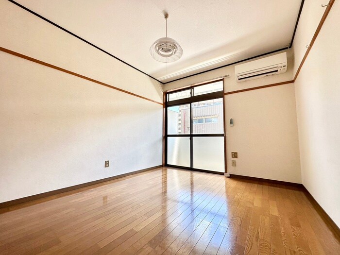 物件内観写真7　(居室)