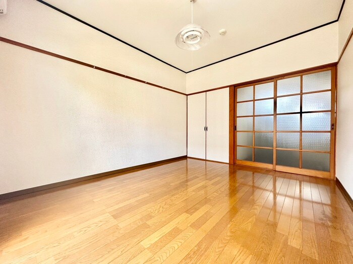 物件内観写真9　(居室)