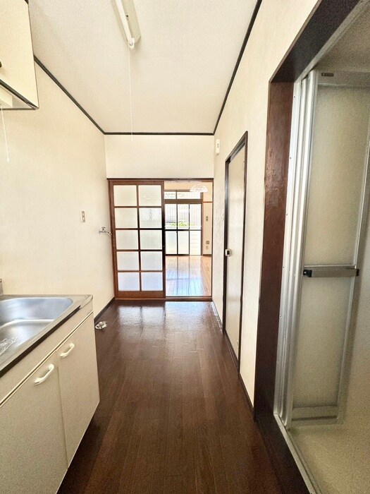 物件内観写真15　(廊下)