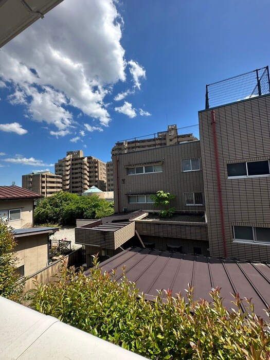 物件内観写真22　(室内からの展望)