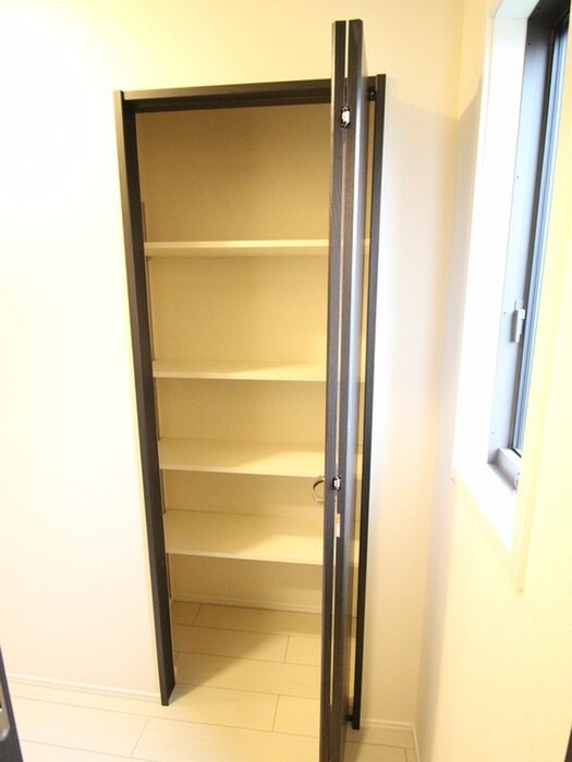 物件内観写真19　(収納)