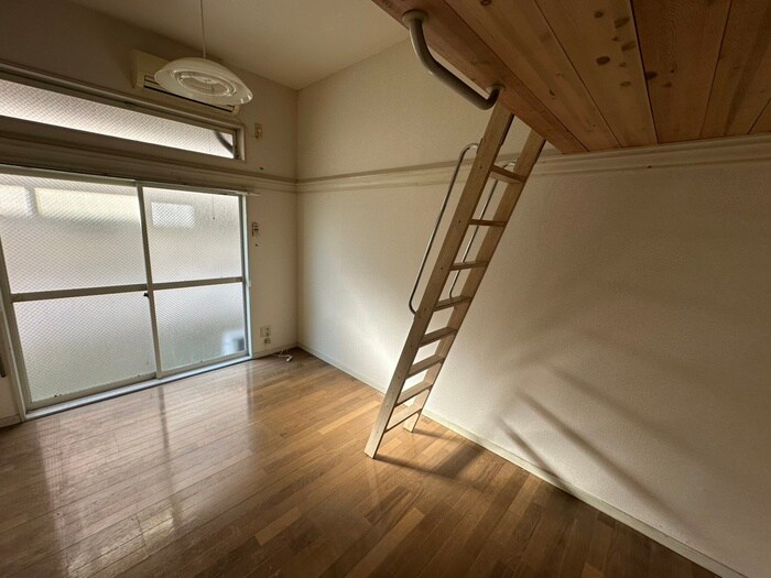 物件内観写真7　(居室)