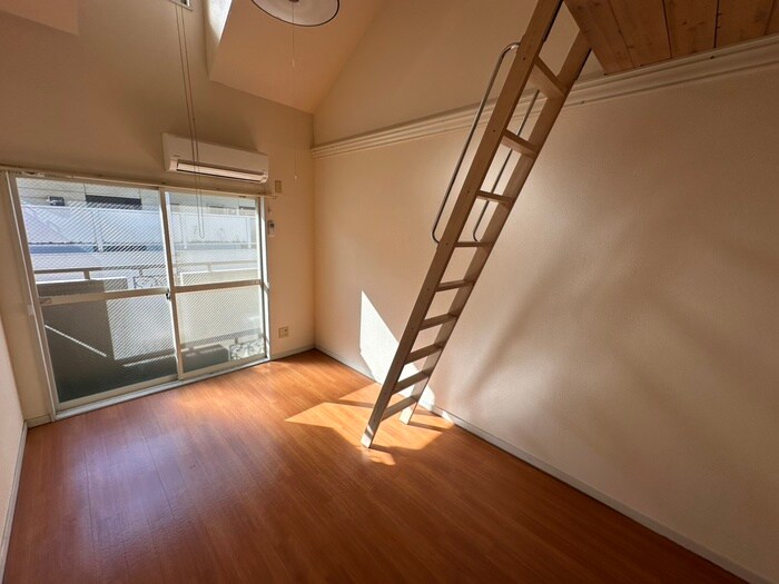 物件内観写真7　(居室)