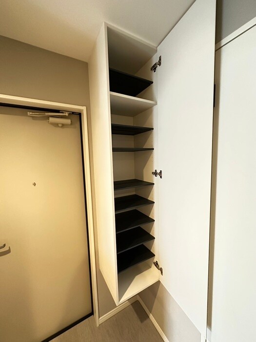 物件内観写真12　(靴箱)