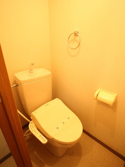 物件内観写真14　(トイレ)