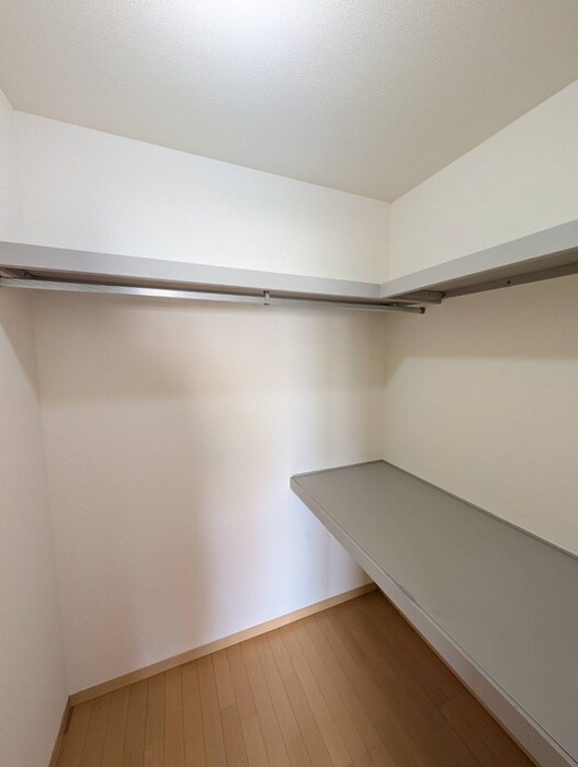 物件内観写真9　(収納)