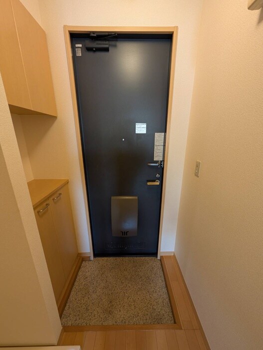 物件内観写真21　(玄関)