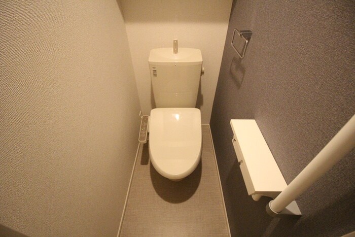 物件内観写真11　(トイレ)