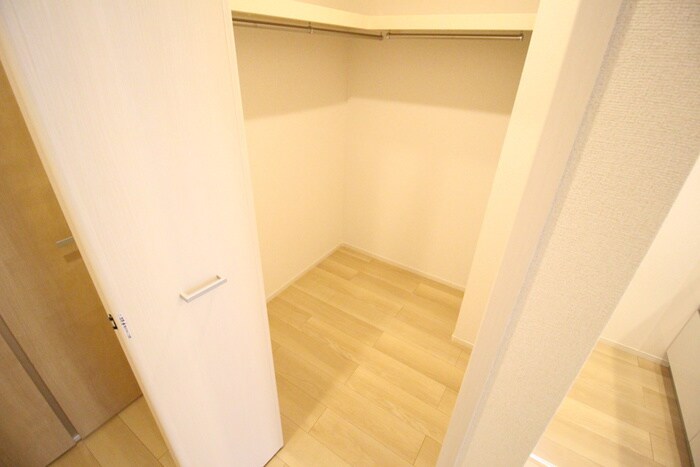 物件内観写真14　(収納)