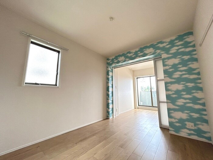 物件内観写真8　(居室)