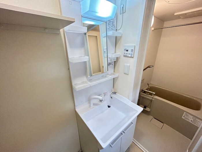 物件内観写真9　(洗面)