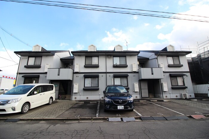 物件外観写真2　(外観写真)