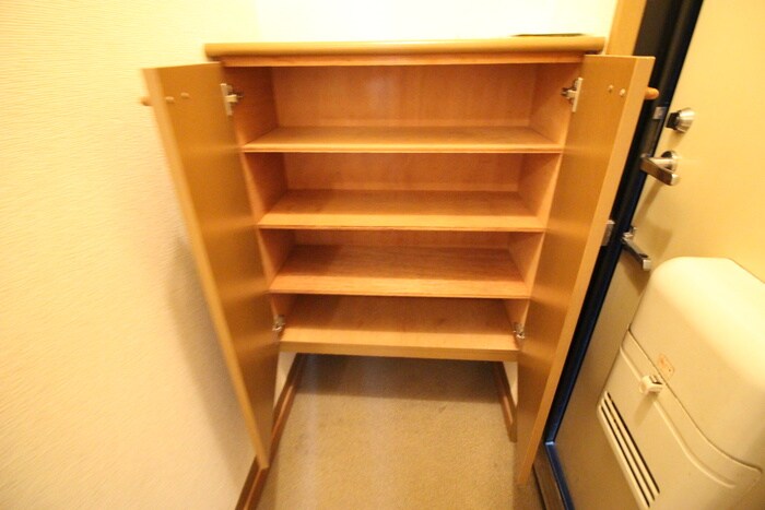 物件内観写真12　(靴箱)