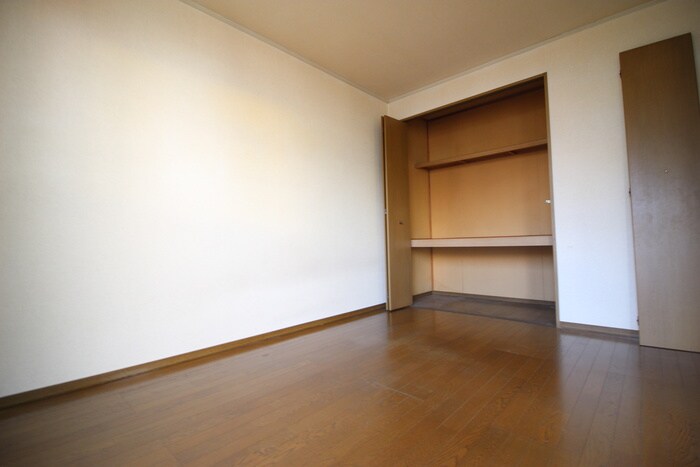 物件内観写真19　(居室)