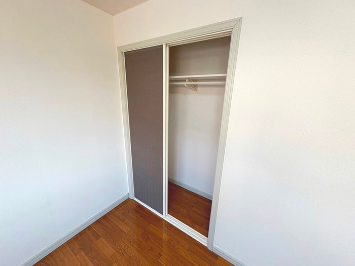 物件内観写真12　(収納)