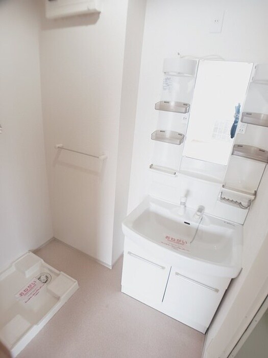 物件内観写真9　(洗面)