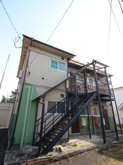 物件外観写真5　(駐輪場)