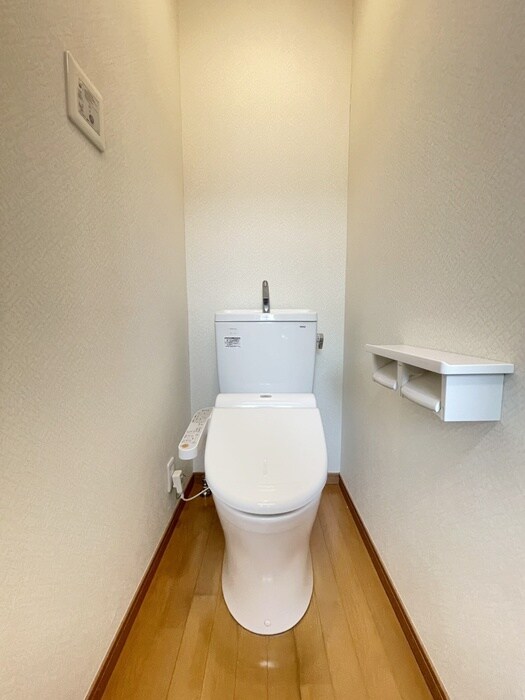 物件内観写真12　(トイレ)