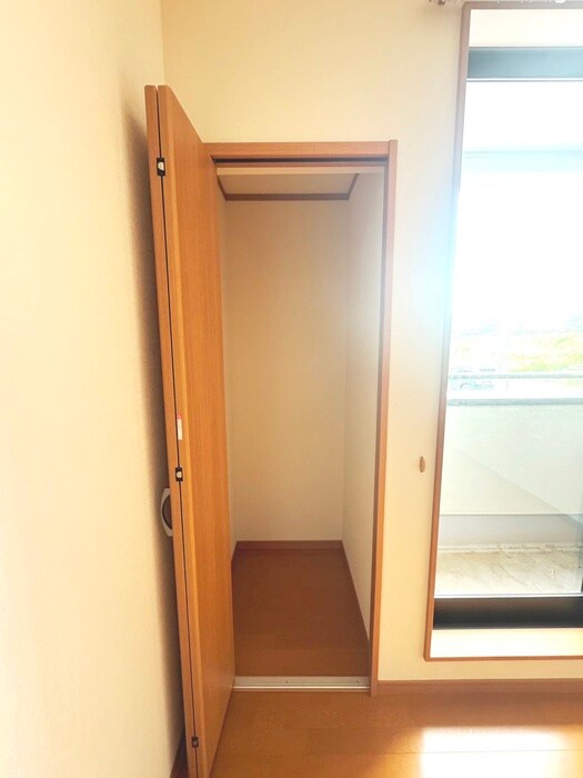 物件内観写真17　(収納)
