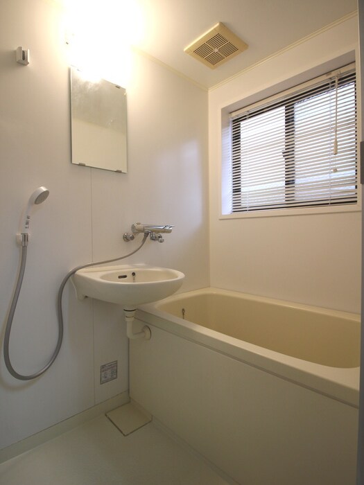 物件内観写真12　(バス／シャワールーム等)