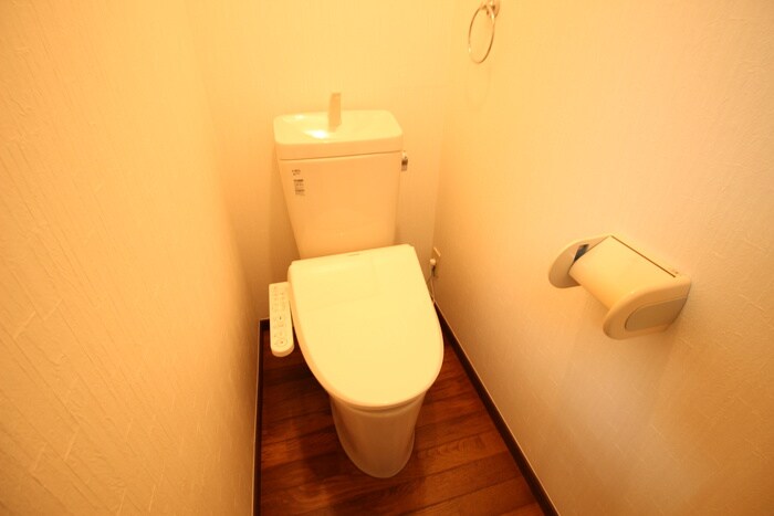 物件内観写真13　(トイレ)